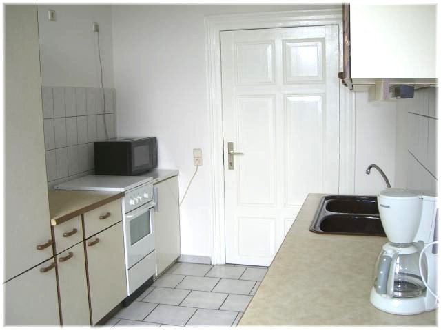 OG, Kche in 2 R.-Wohnung; ca. 11 m
